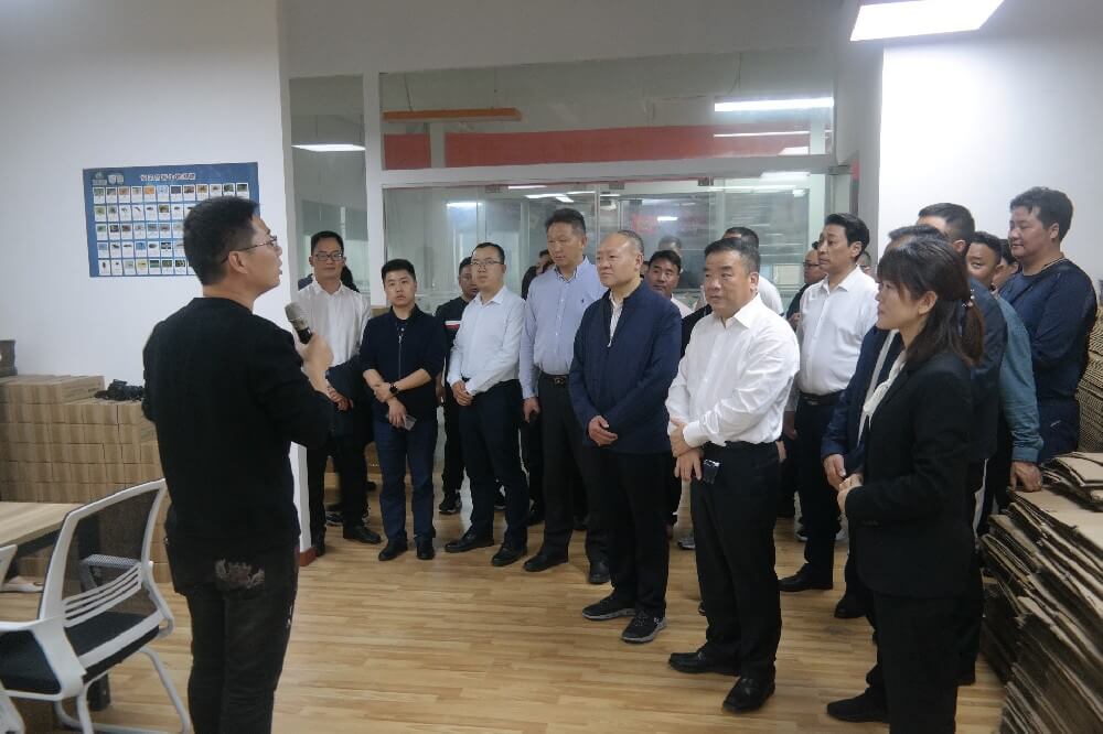 Warmly welcome the secretary of the county party committee and the secretary of the Sichuan Hongyuan county party committee to visit our company!